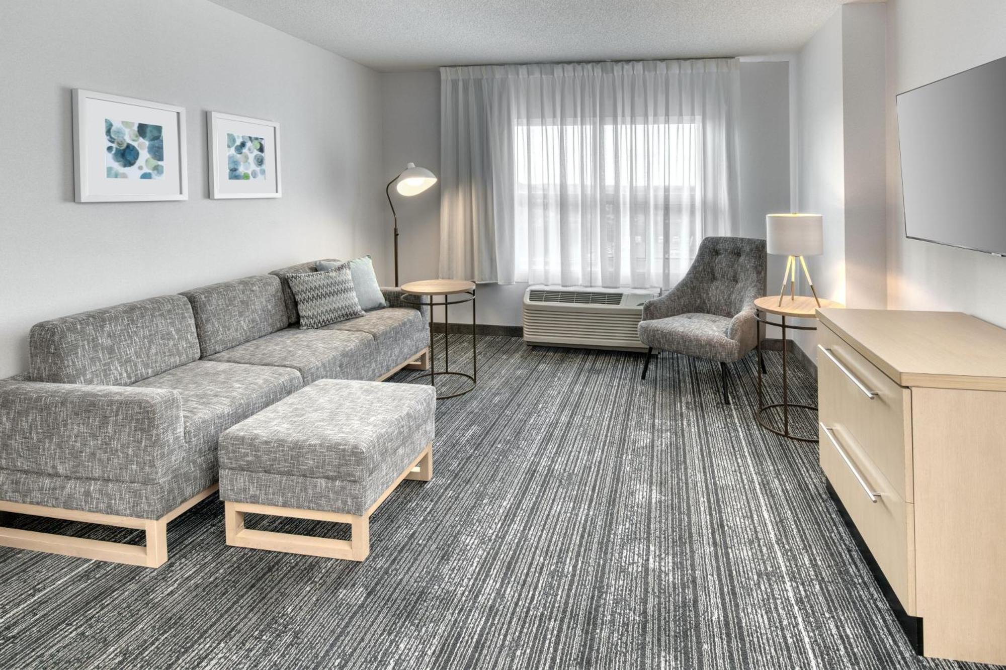Towneplace Suites By Marriott סודברי מראה חיצוני תמונה