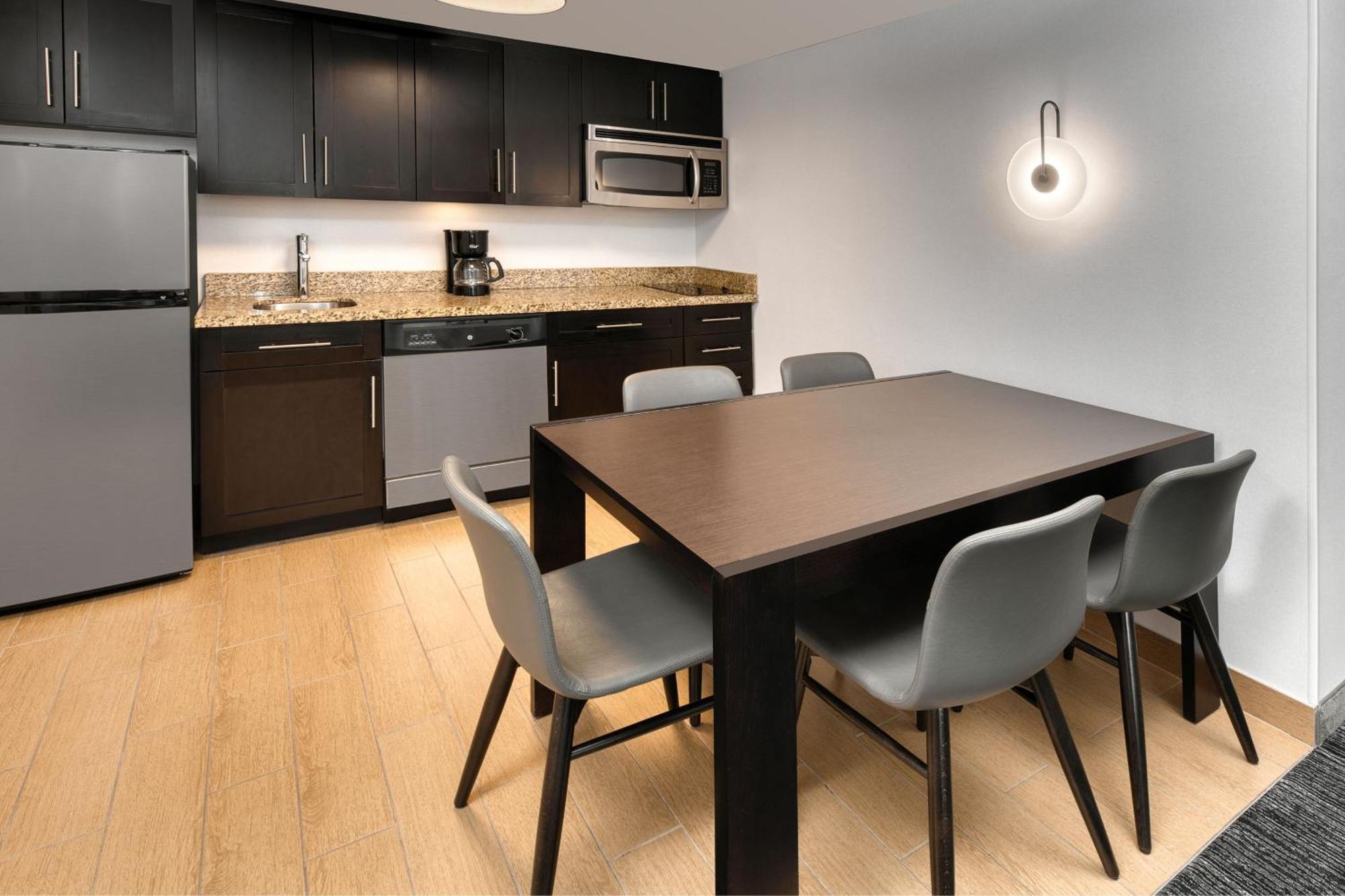Towneplace Suites By Marriott סודברי מראה חיצוני תמונה